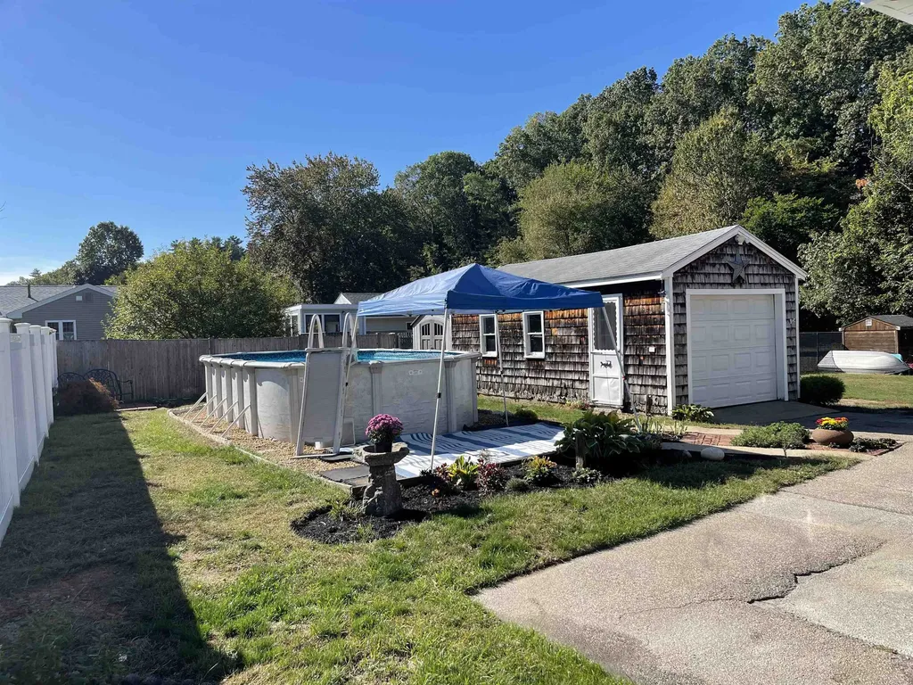 52 Erie Street Manchester NH 03102