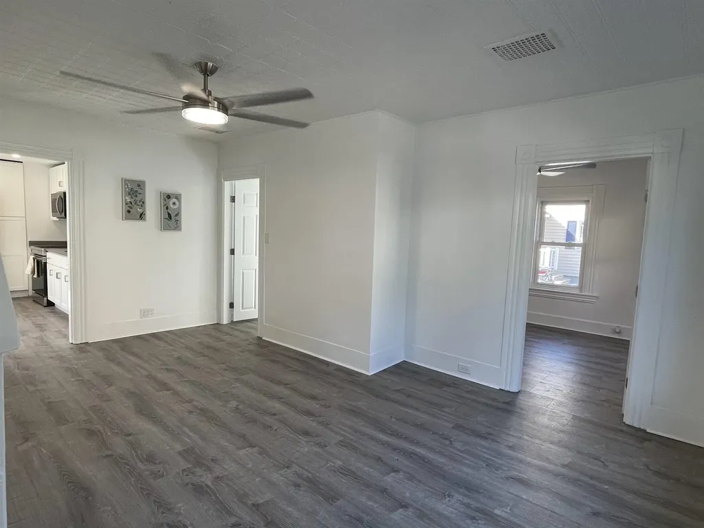 52 Erie Street Manchester NH 03102