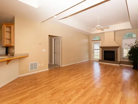 55 Lantern Lane Kingston NH 03848