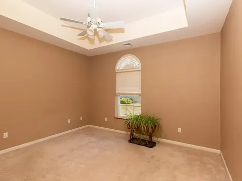 55 Lantern Lane Kingston NH 03848