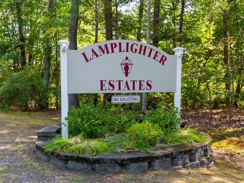 55 Lantern Lane Kingston NH 03848