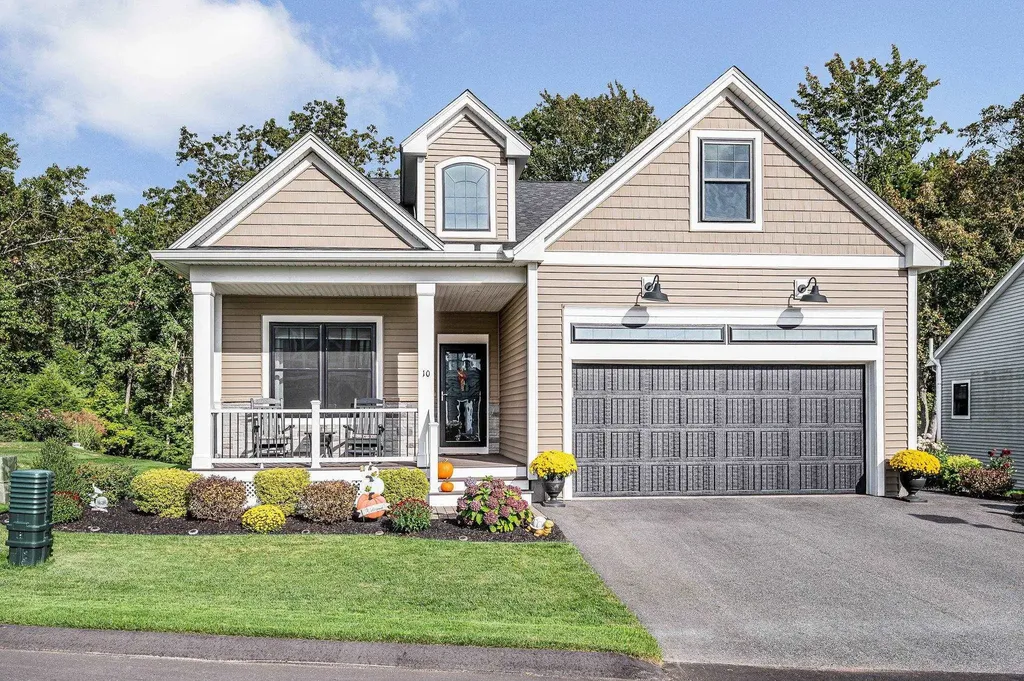 10 Del Ray Drive Windham NH 03087