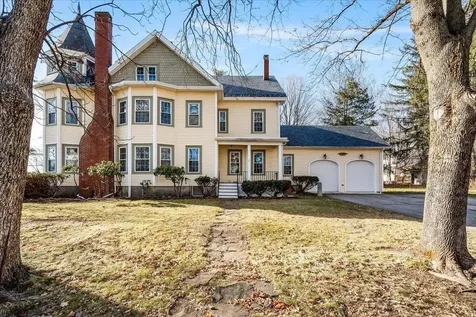 61 Manchester Street Nashua NH 03064