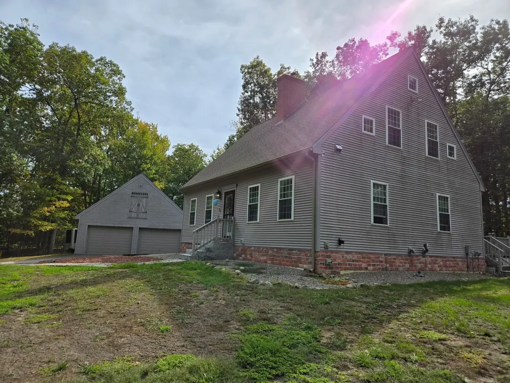 98 Copp Drive Fremont NH 03044