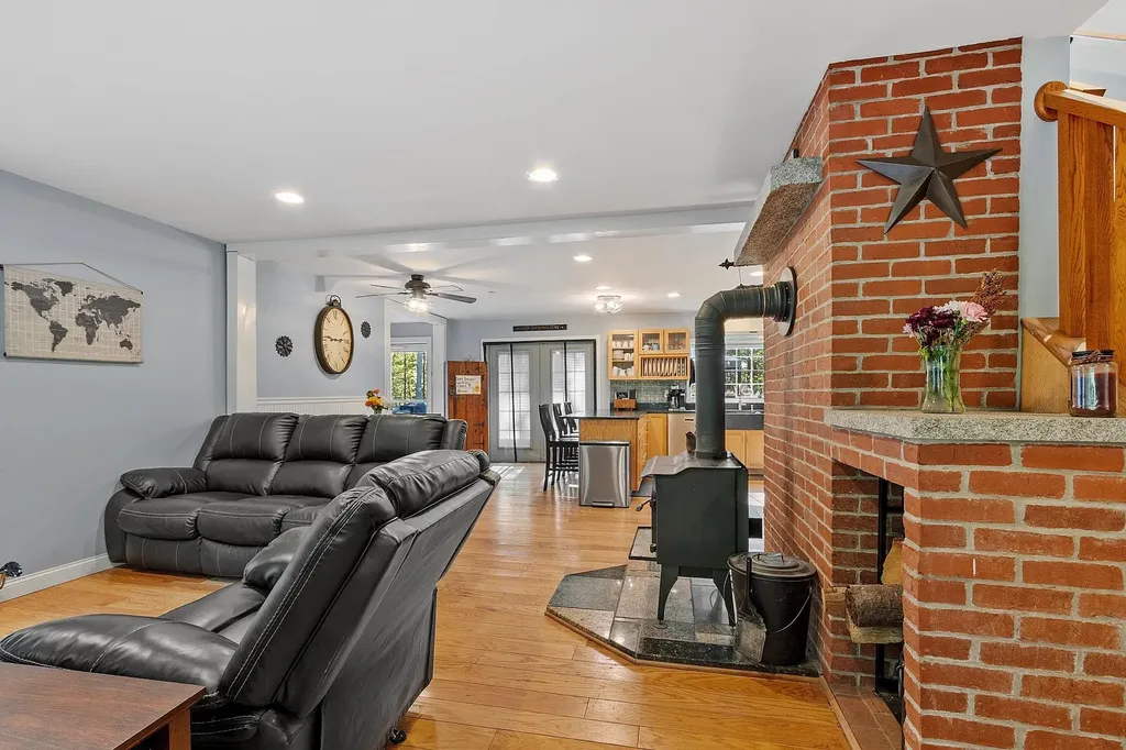 98 Copp Drive Fremont NH 03044