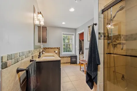 98 Copp Drive Fremont NH 03044