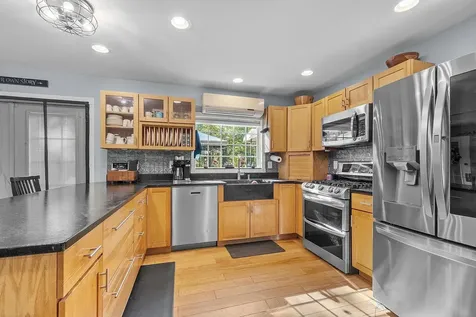 98 Copp Drive Fremont NH 03044