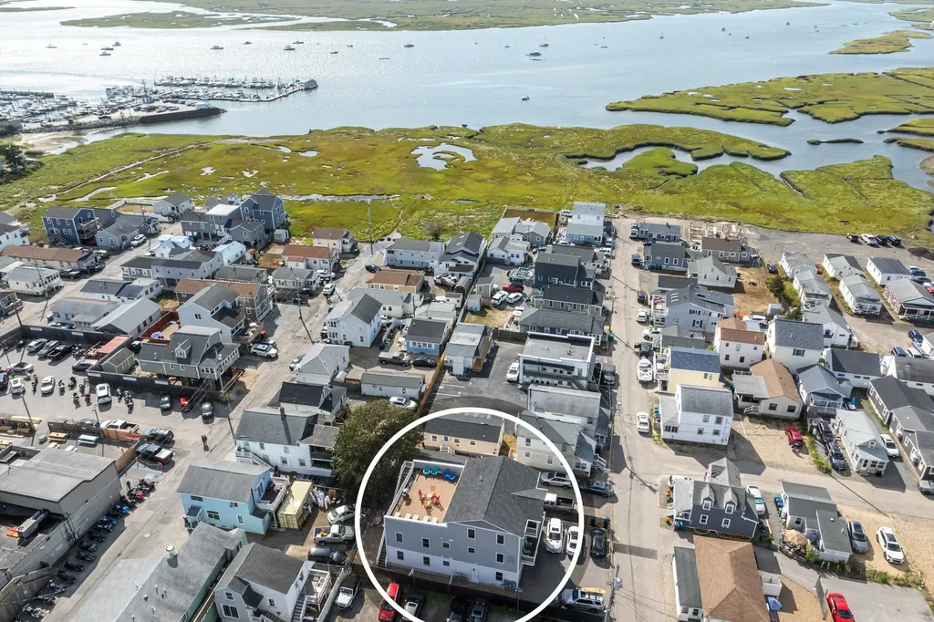 3 Perkins Avenue Hampton NH 03842