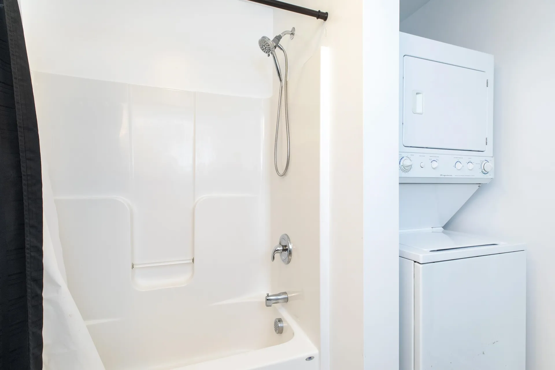 3 Perkins Avenue Hampton NH 03842