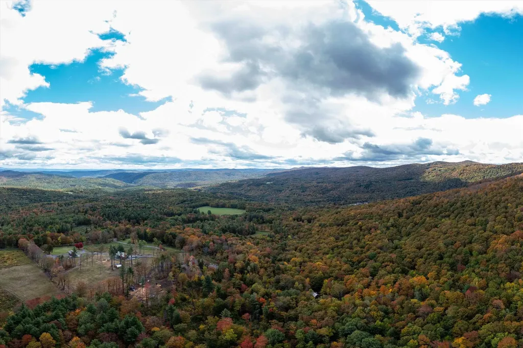 47 Whites Hill Road Dover VT 05341