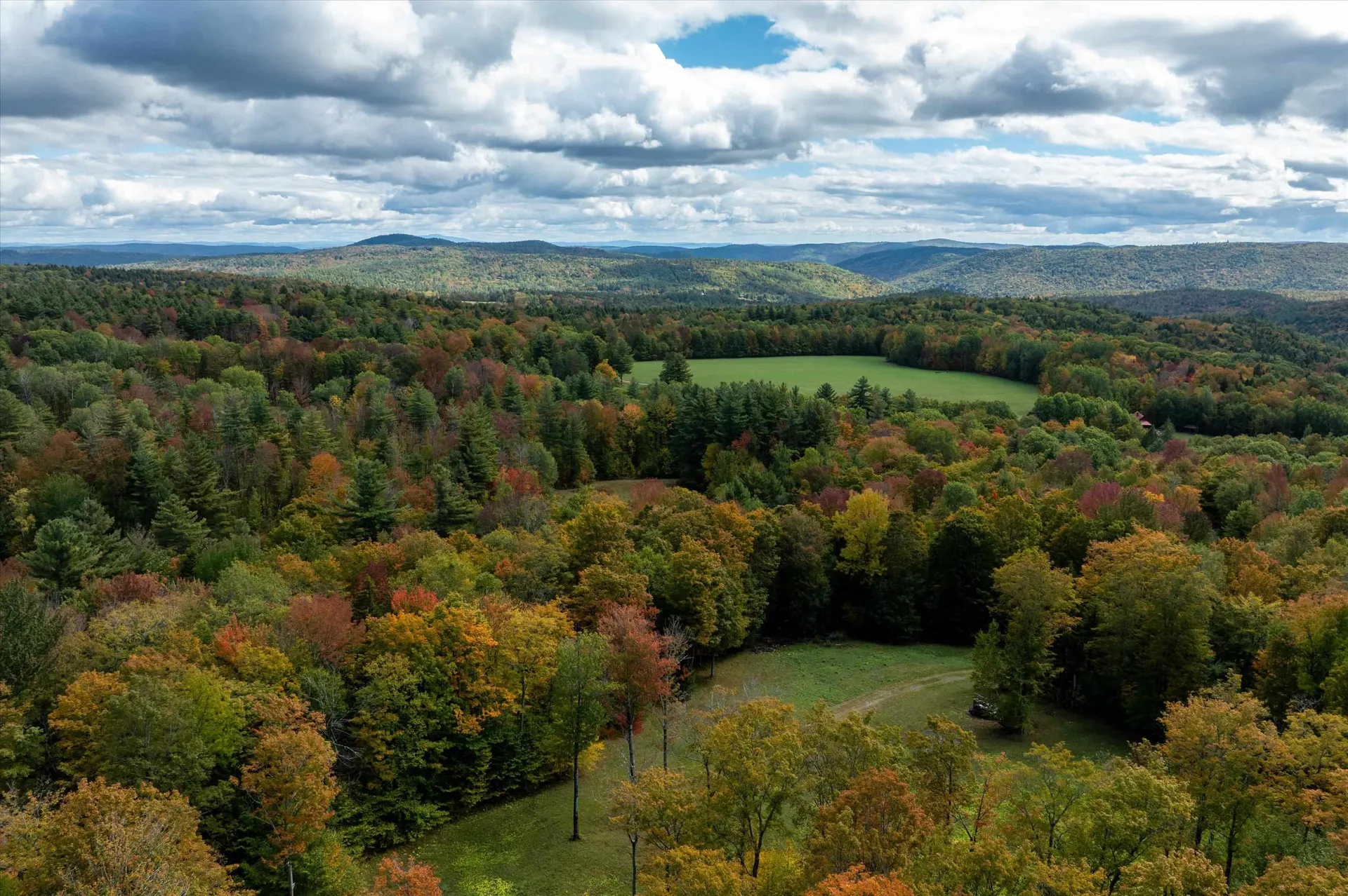 47 Whites Hill Road Dover VT 05341