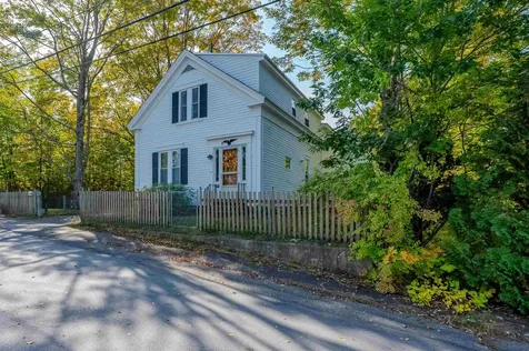 46 Mount Vernon Street Somersworth NH 03878