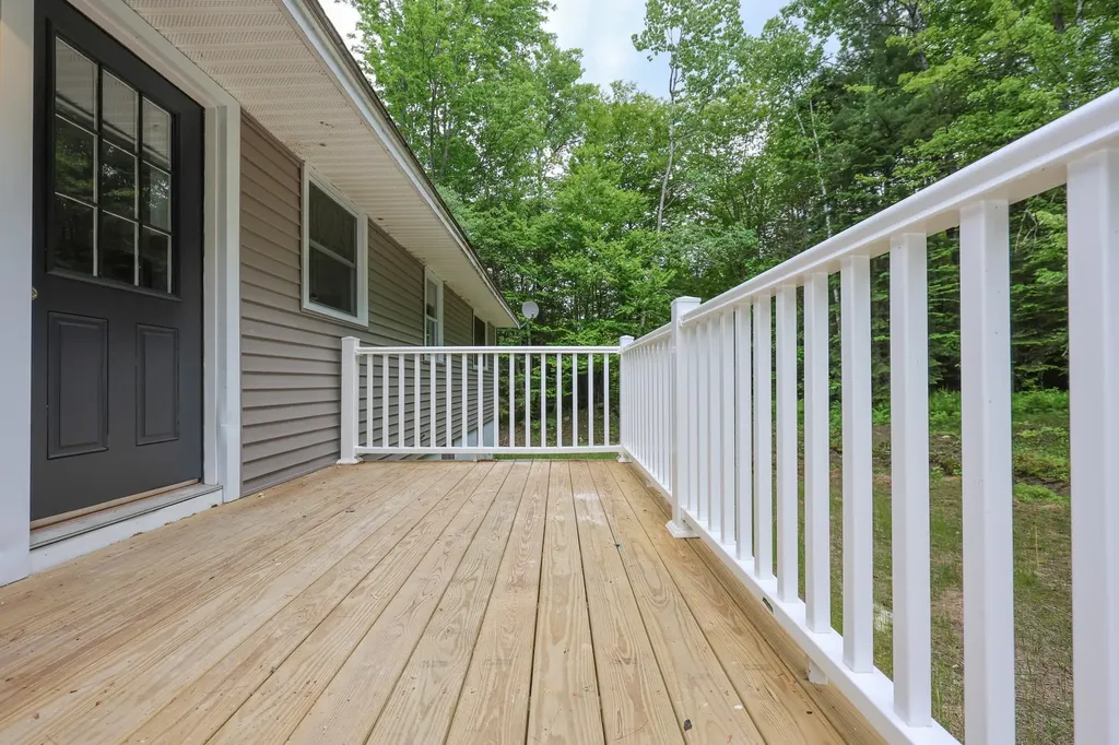 877 Street Johnsbury Road Littleton NH 03561