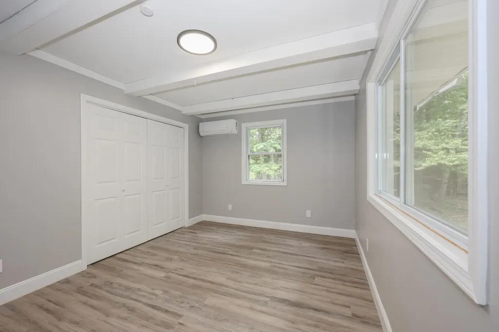 877 Street Johnsbury Road Littleton NH 03561