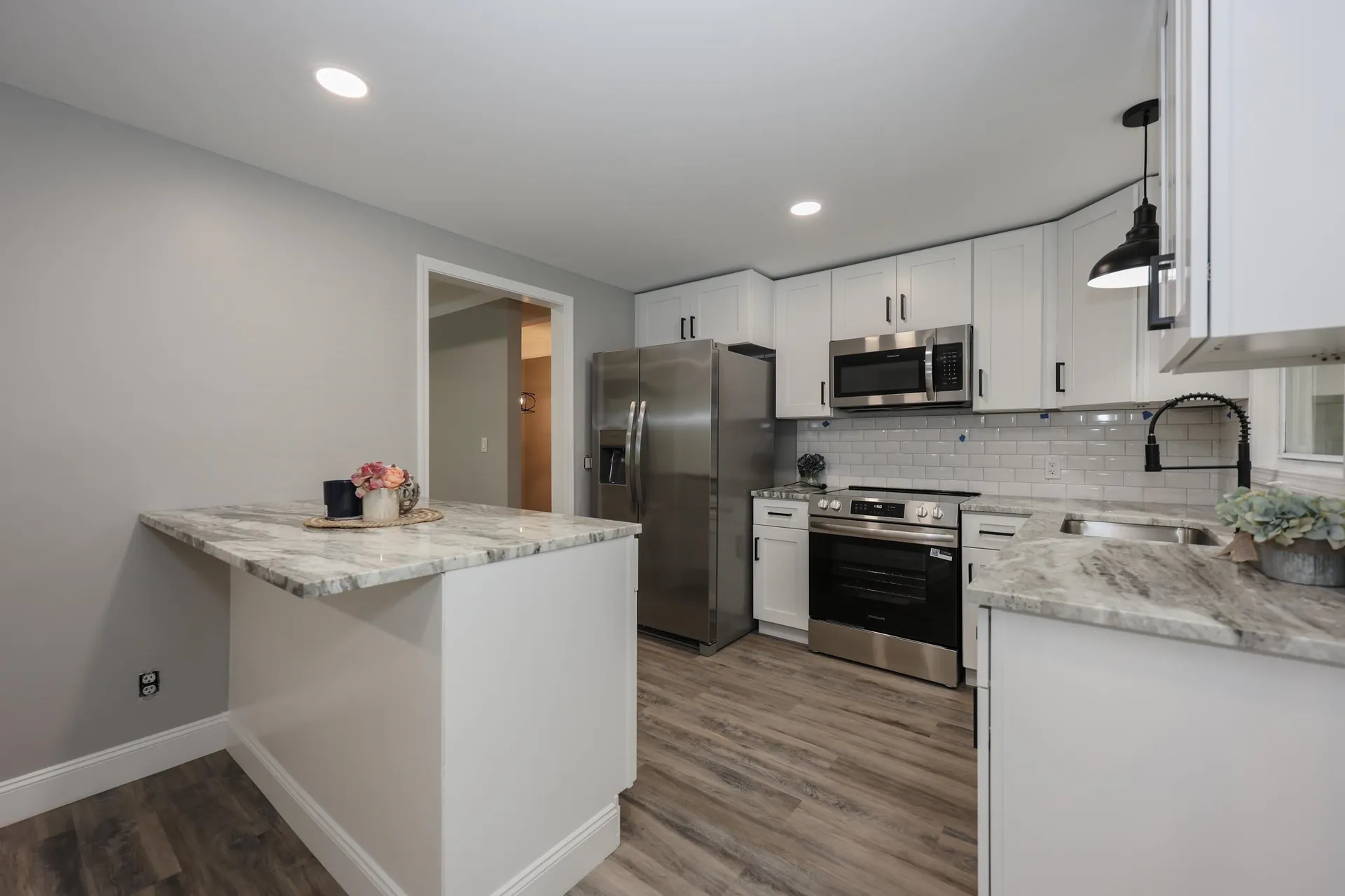 877 Street Johnsbury Road Littleton NH 03561