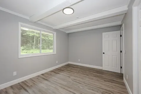 877 Street Johnsbury Road Littleton NH 03561