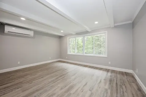 877 Street Johnsbury Road Littleton NH 03561