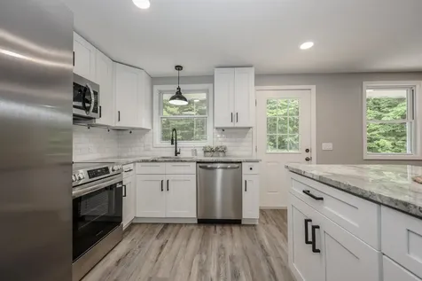 877 Street Johnsbury Road Littleton NH 03561