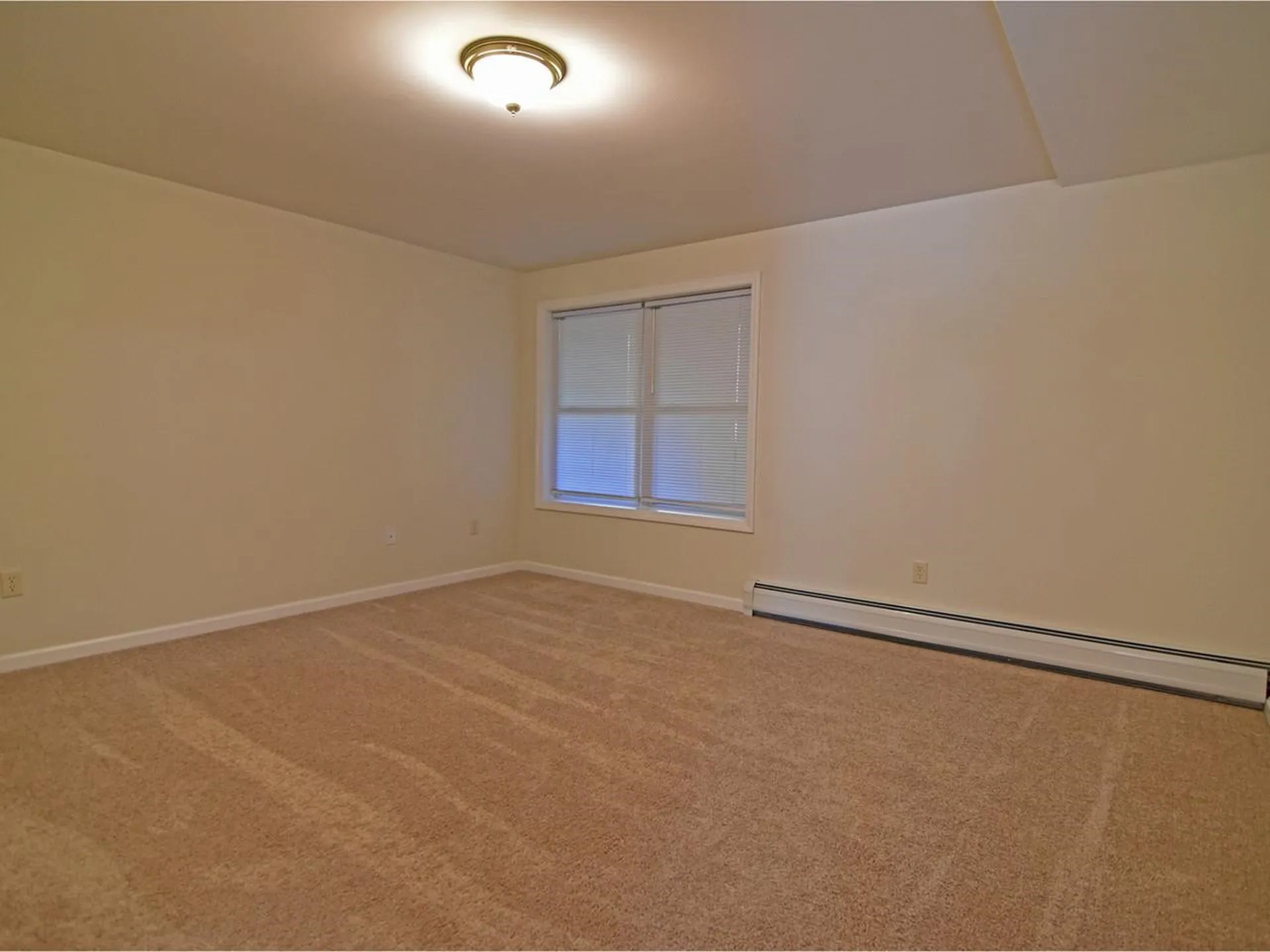 105 Claire Pointe Road Burlington VT 05408