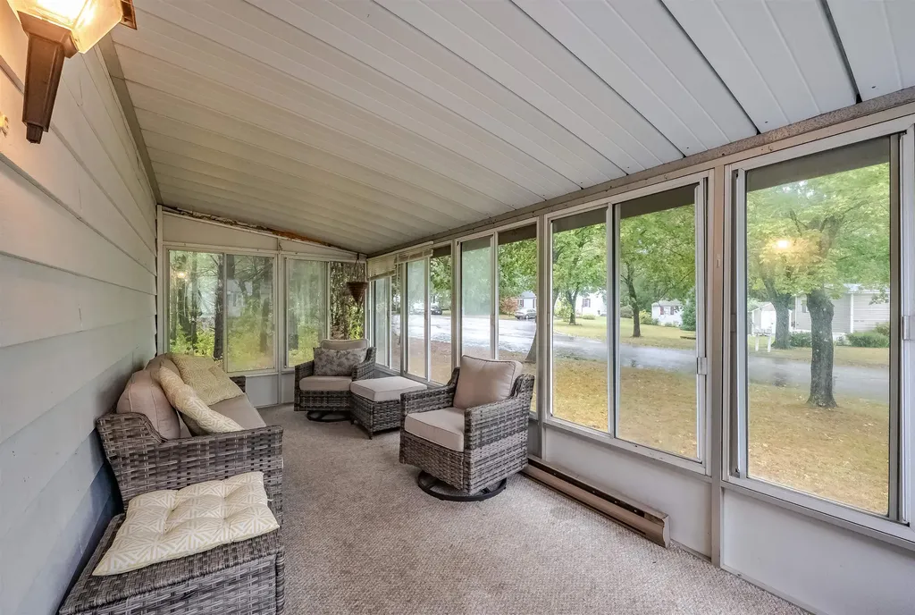 14 Deerfield Drive Dover NH 03820