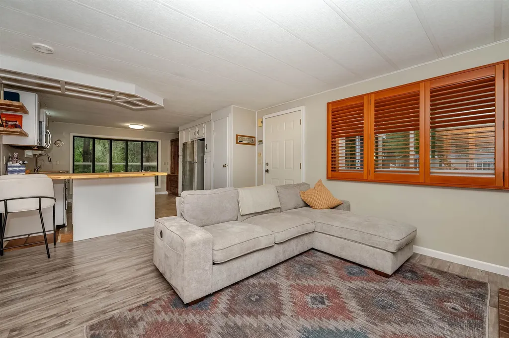 14 Deerfield Drive Dover NH 03820