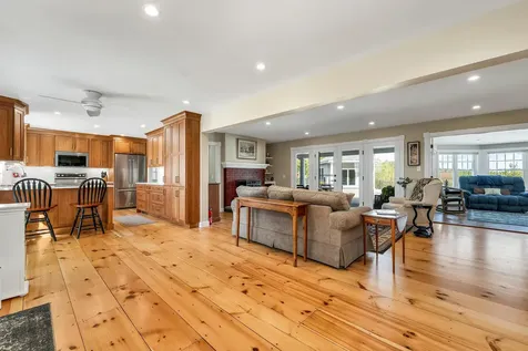 33 Sky Lane Wolfeboro NH 03894