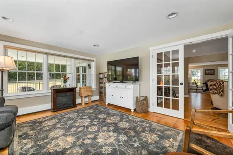 33 Sky Lane Wolfeboro NH 03894