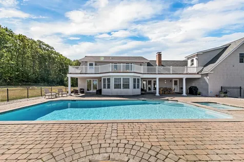 33 Sky Lane Wolfeboro NH 03894