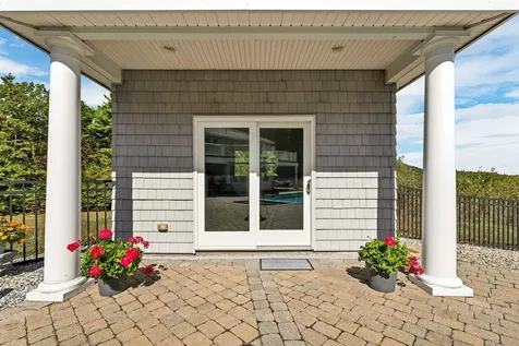 33 Sky Lane Wolfeboro NH 03894