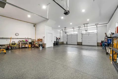 33 Sky Lane Wolfeboro NH 03894