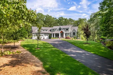 2 Bristol Lane York ME 03909