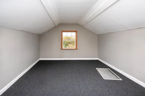 16 Deer Creek Lane St. Johnsbury VT 05819