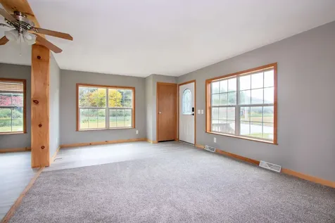 16 Deer Creek Lane St. Johnsbury VT 05819