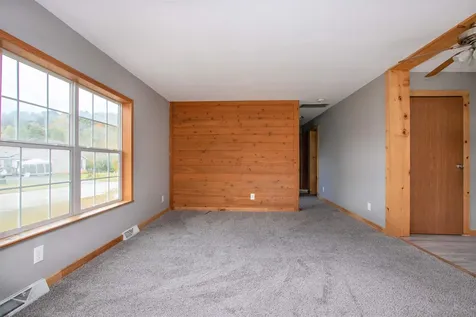 16 Deer Creek Lane St. Johnsbury VT 05819