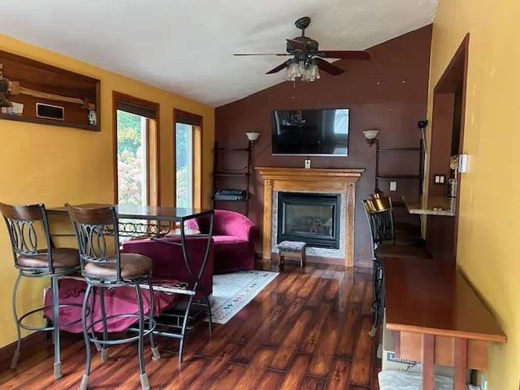 14A Reed Street Londonderry NH 03053