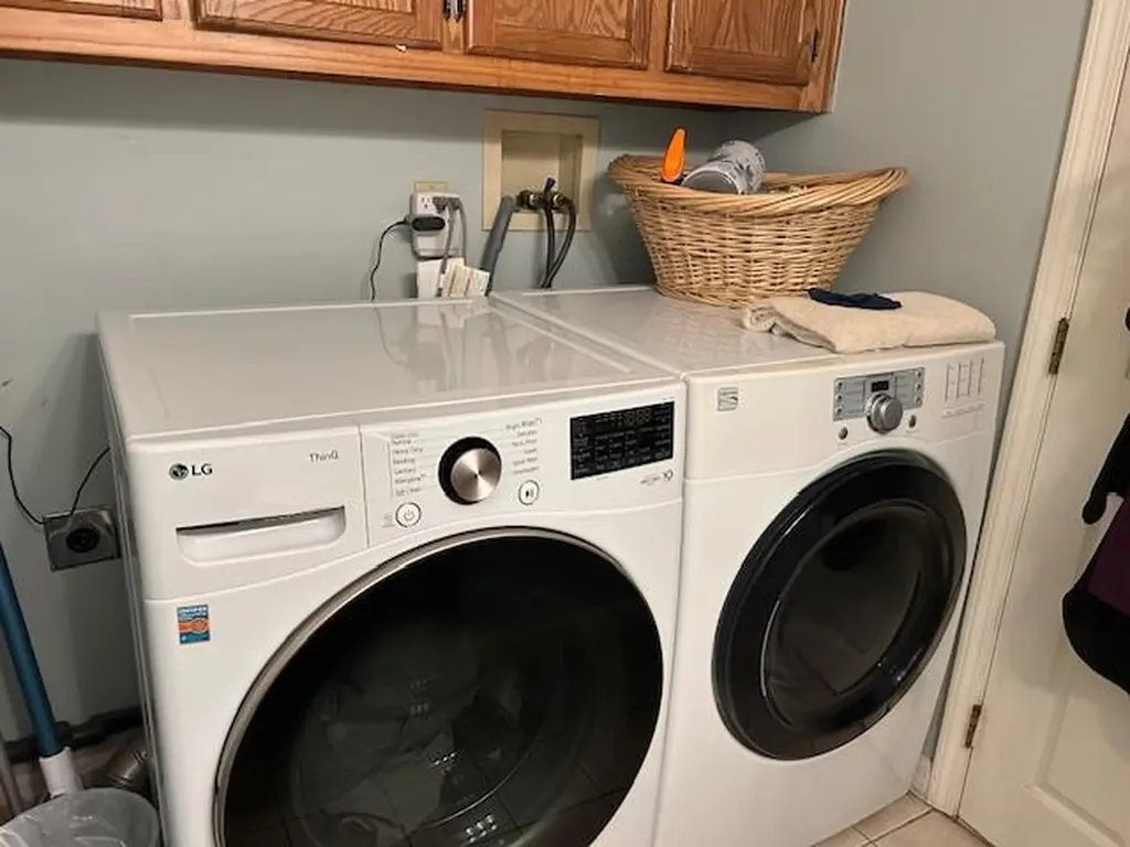 14A Reed Street Londonderry NH 03053