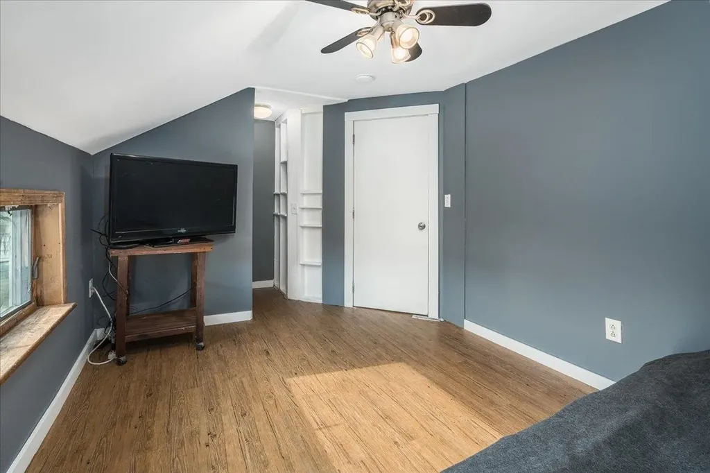 58 Violet Street Manchester NH 03102