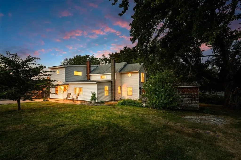 58 Violet Street Manchester NH 03102