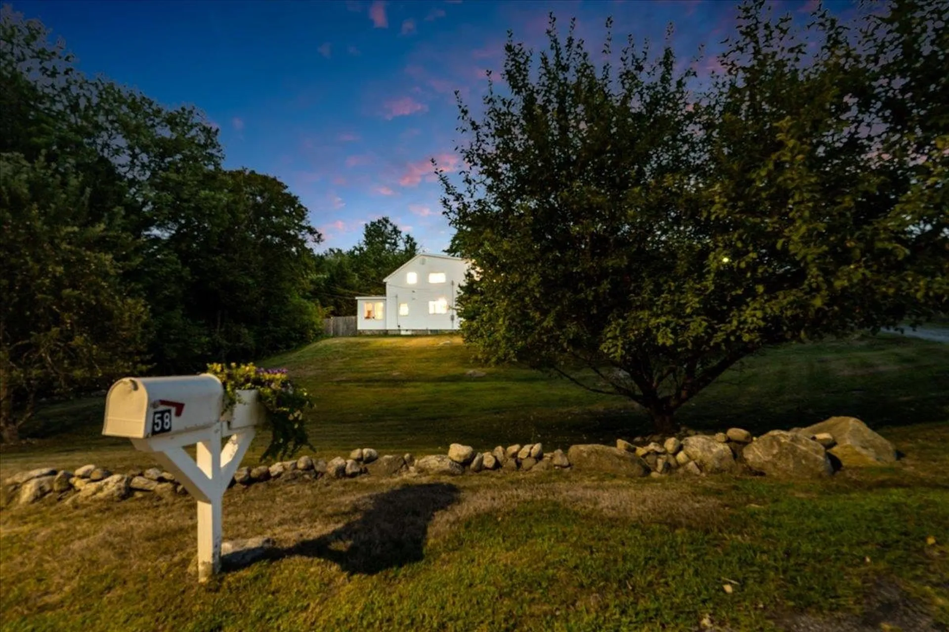 58 Violet Street Manchester NH 03102