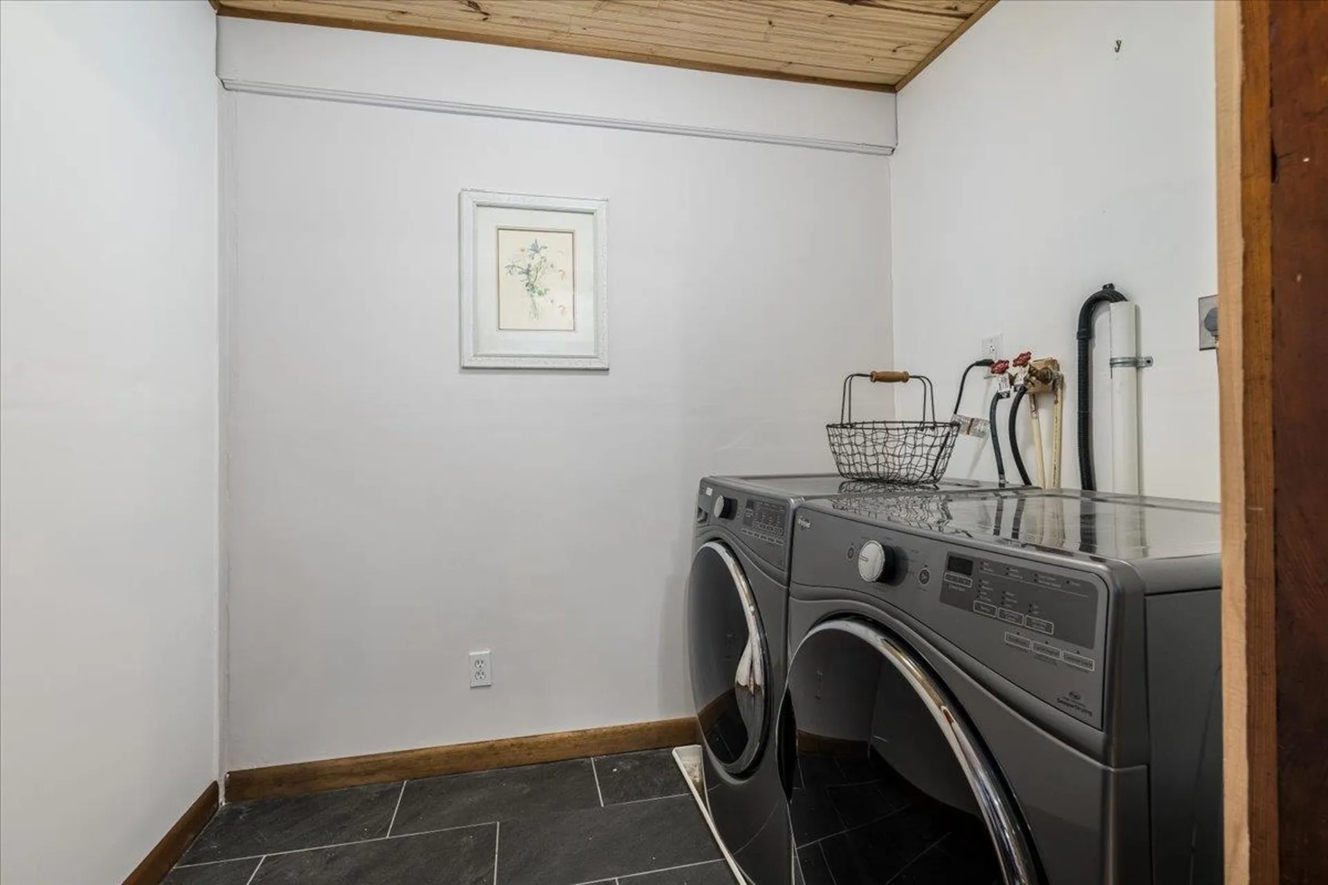 58 Violet Street Manchester NH 03102