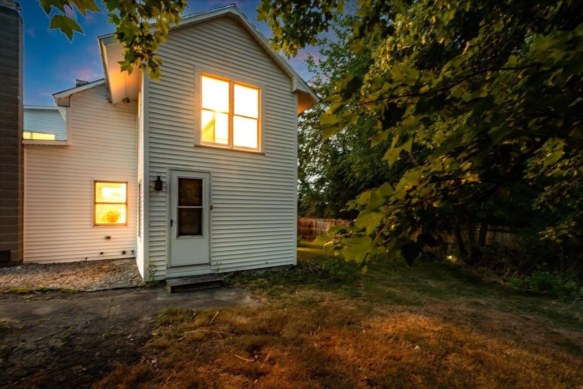 58 Violet Street Manchester NH 03102