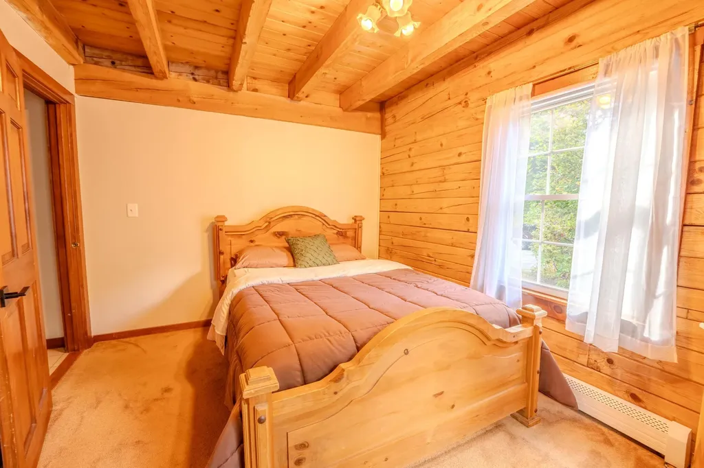 8 Louis Lane Lincoln NH 03251