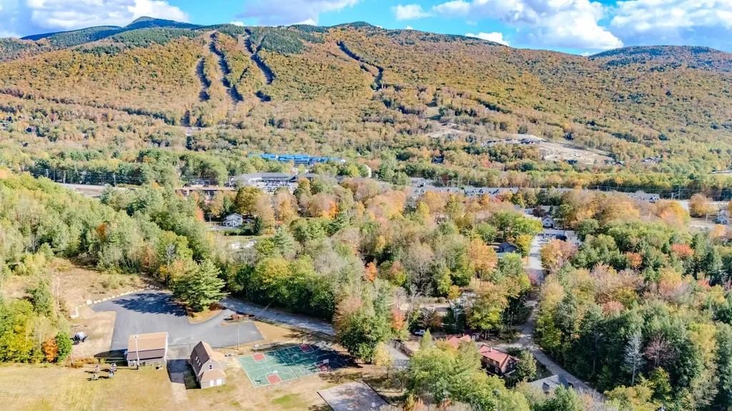 8 Louis Lane Lincoln NH 03251