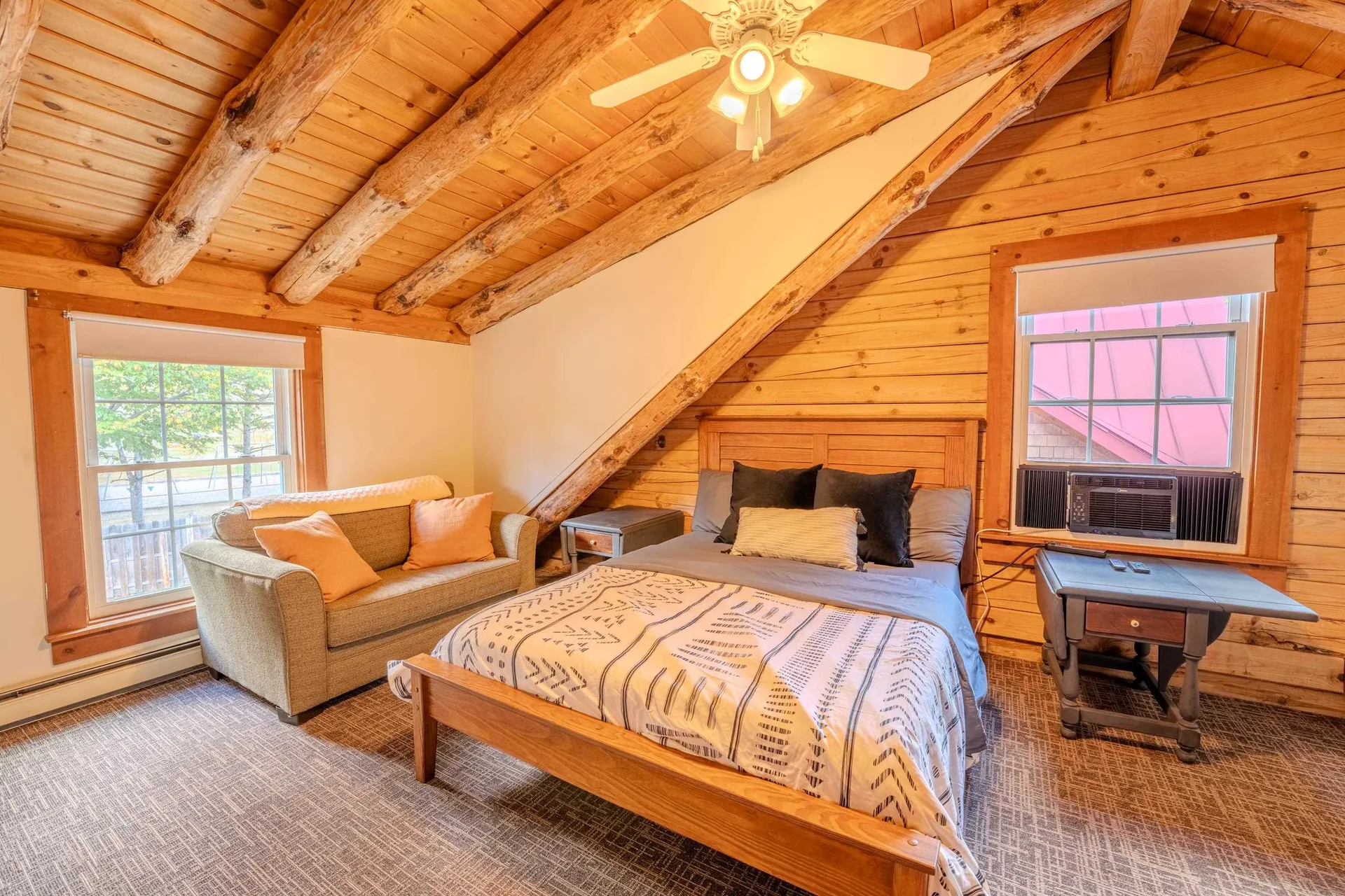 8 Louis Lane Lincoln NH 03251