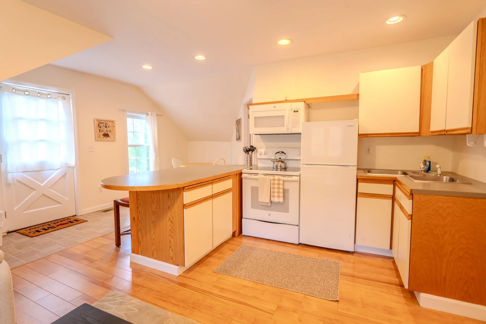 8 Louis Lane Lincoln NH 03251