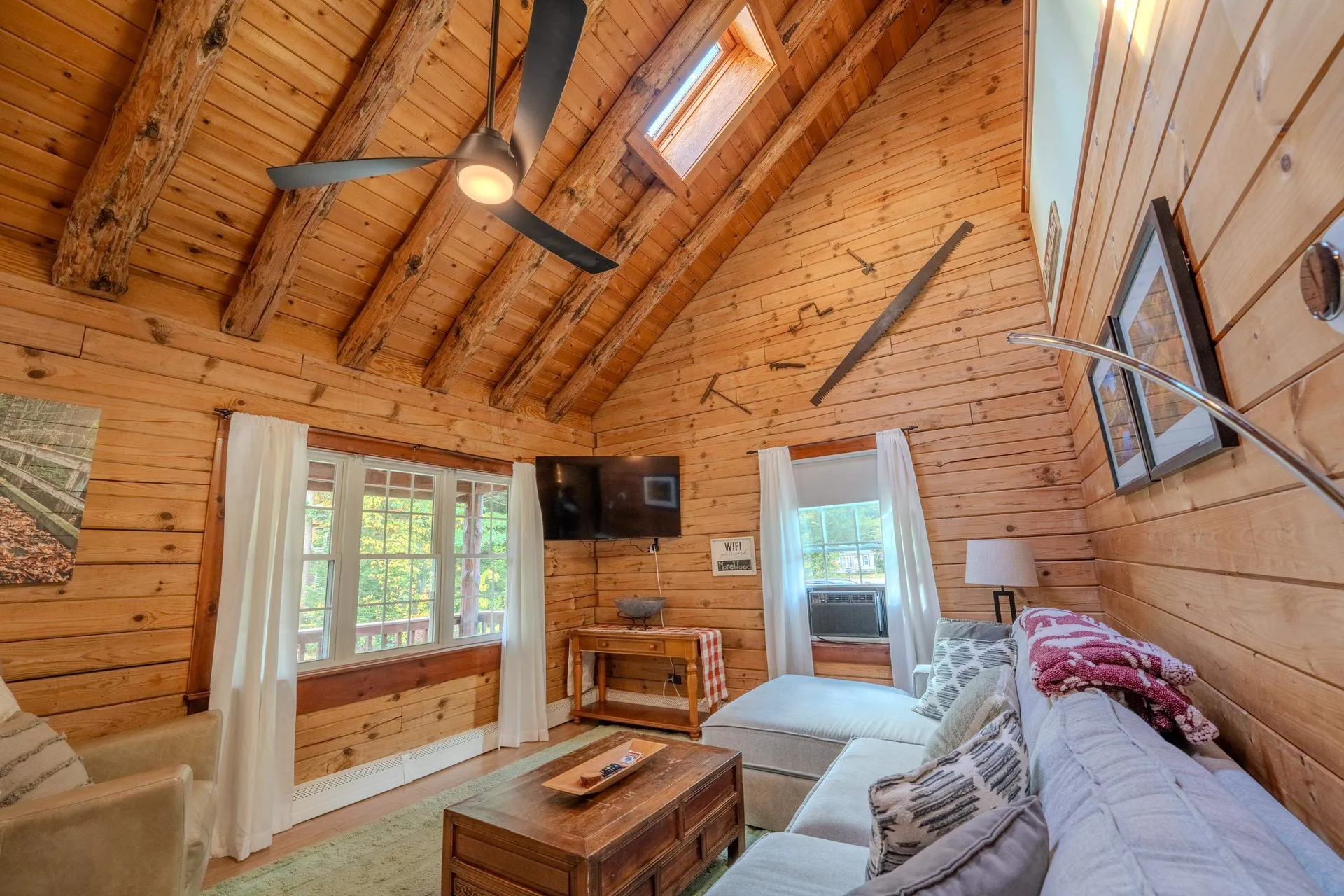 8 Louis Lane Lincoln NH 03251