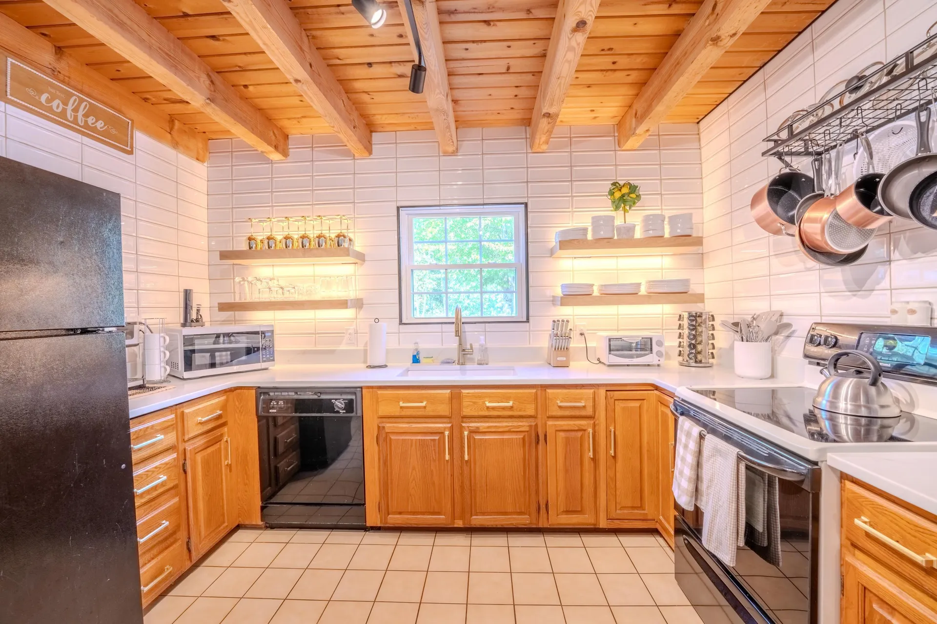 8 Louis Lane Lincoln NH 03251