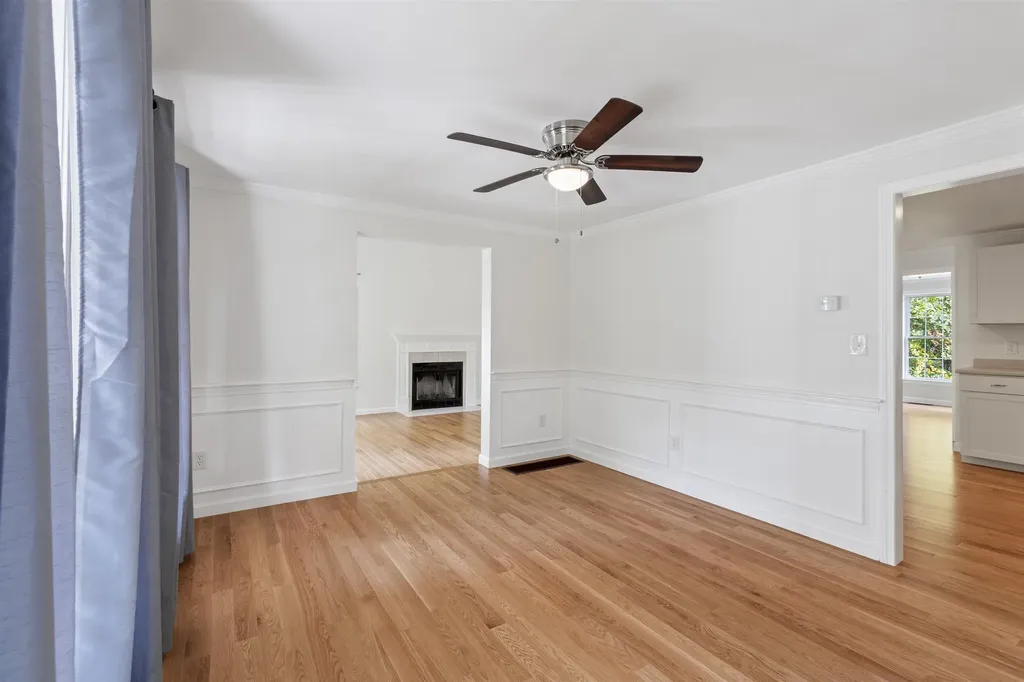 5 Springfield Circle Merrimack NH 03054