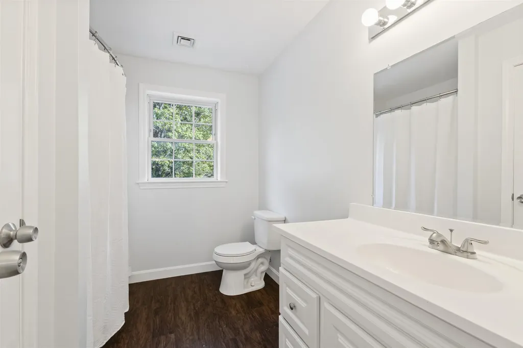 5 Springfield Circle Merrimack NH 03054