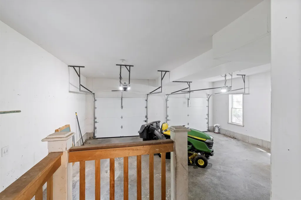 5 Springfield Circle Merrimack NH 03054